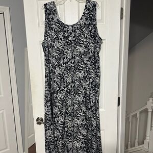 NWT Koret Sleeveless Floral Maxi Dress